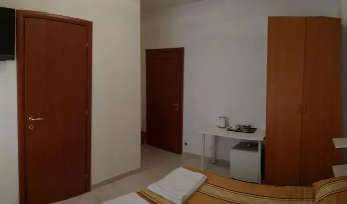 Testa Gioacchino B&B Frühstückspension 3*
