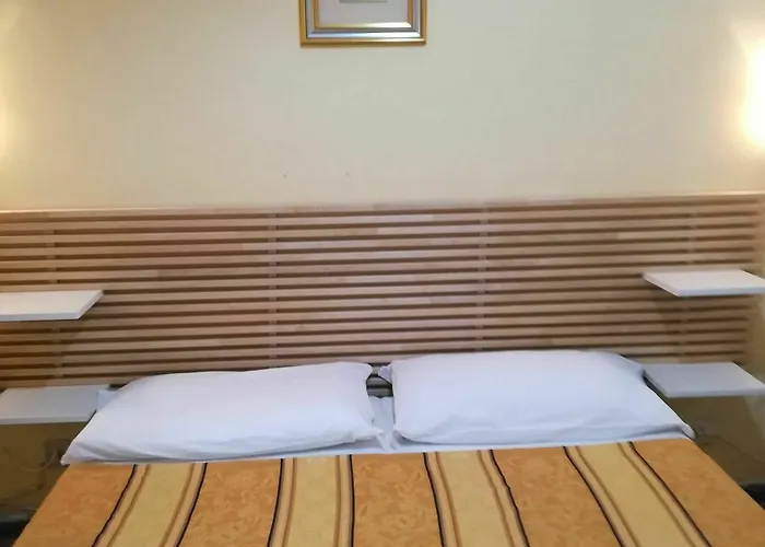 Testa Gioacchino B&B Rom