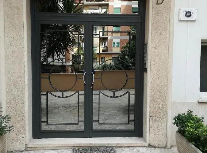 Testa Gioacchino B&B Frühstückspension Rom
